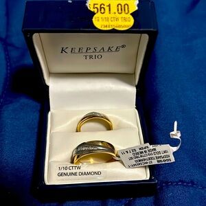 10 K gold 1/10 genuine diamond wedding rings